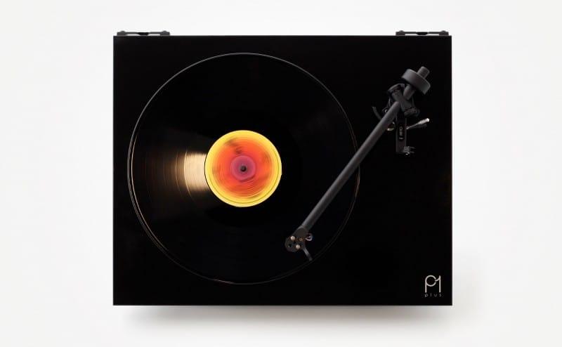 Rega Planar 1 Plus, giradischi completo di braccio, testina e stadio phono