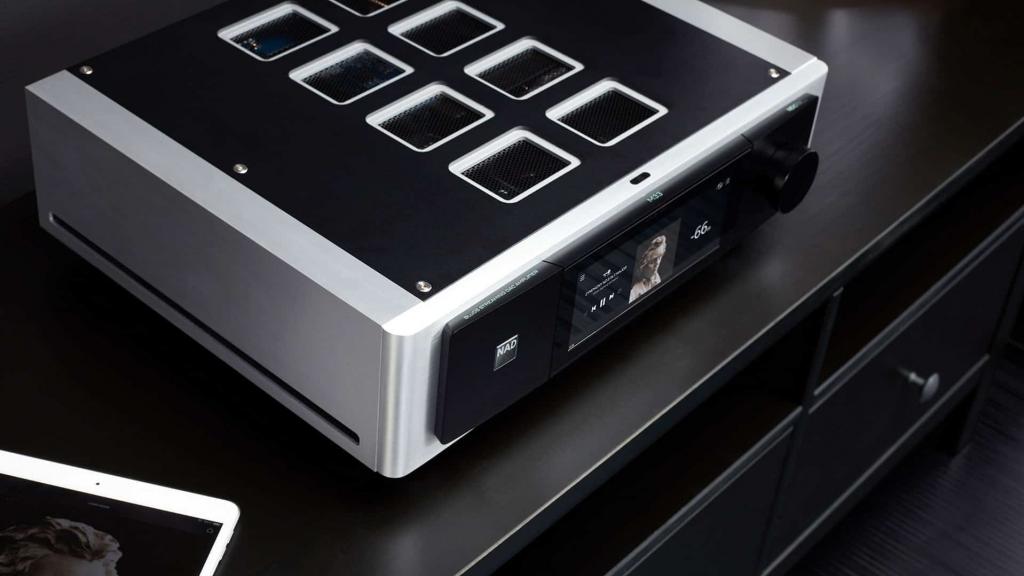 NAD Master 33
