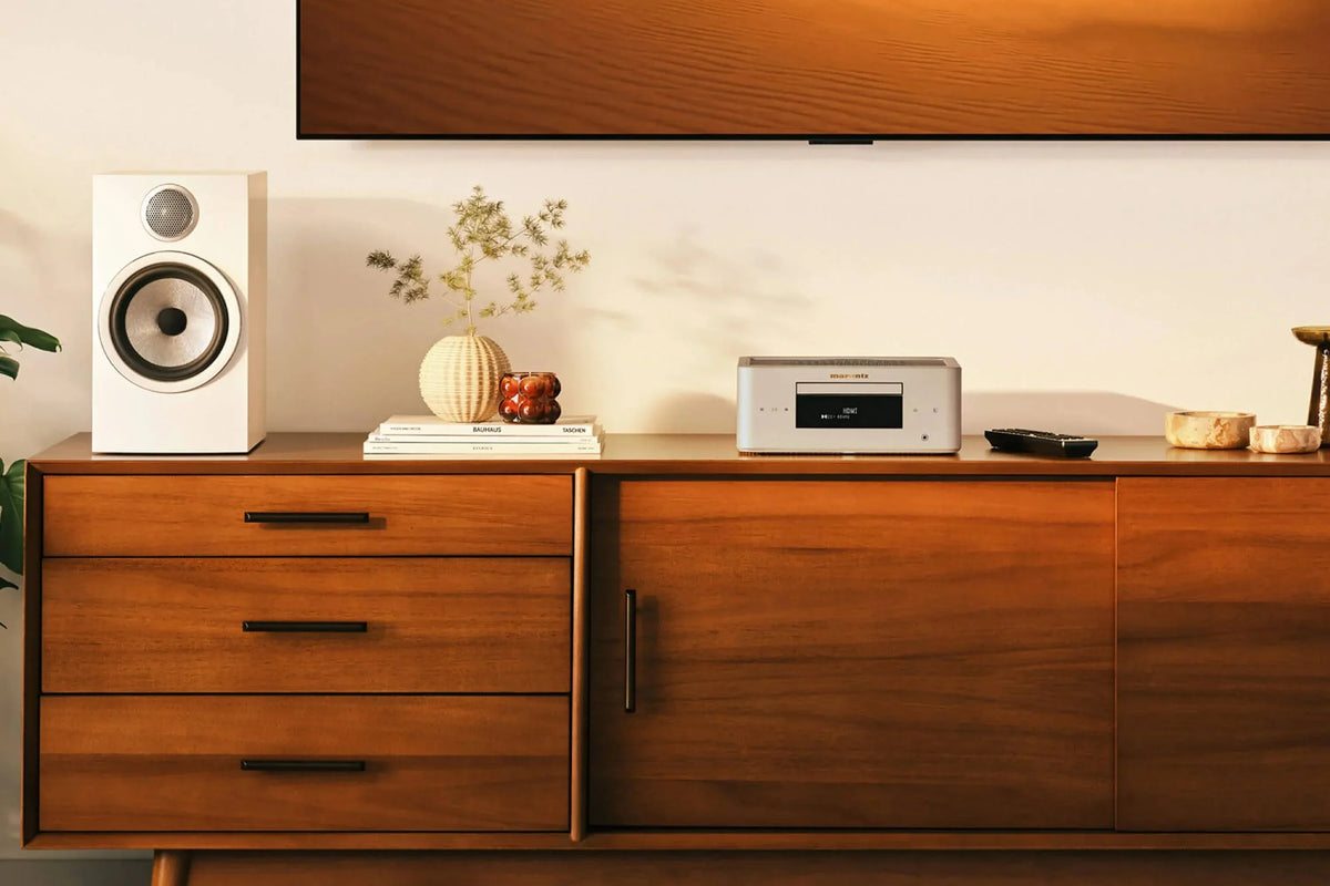 Marantz MCR 60n: il sistema Hi-Fi completo che unisce Streaming, CD, Vinile e TV