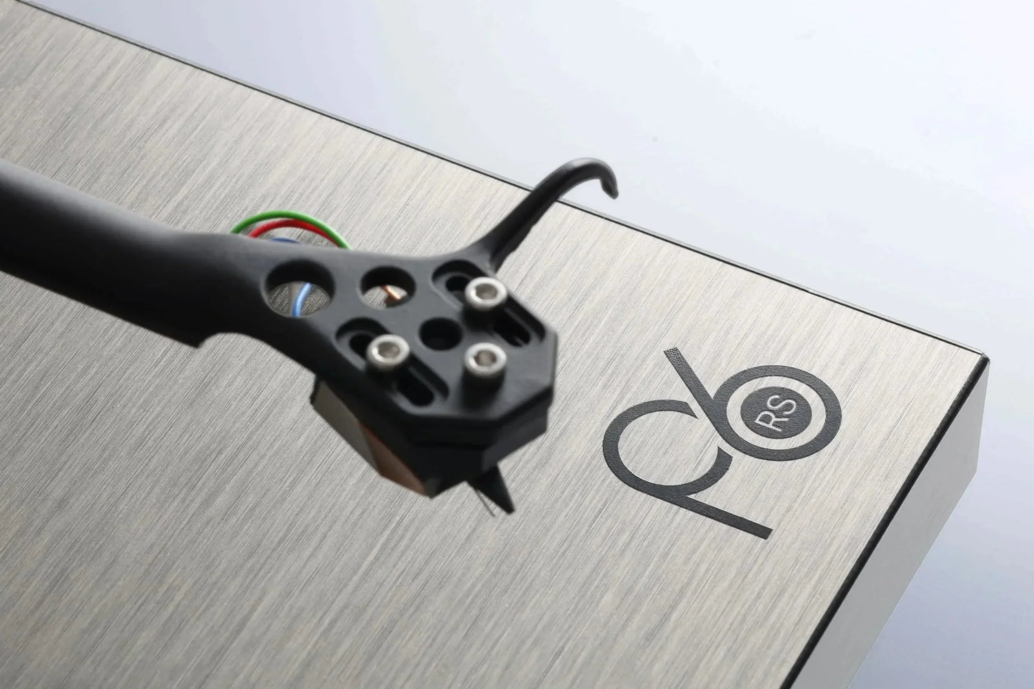 Rega Planar 6 RS Edition, l’equilibrio perfetto tra prestazioni e semplicità