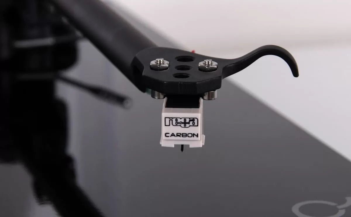Rega Carbon MM