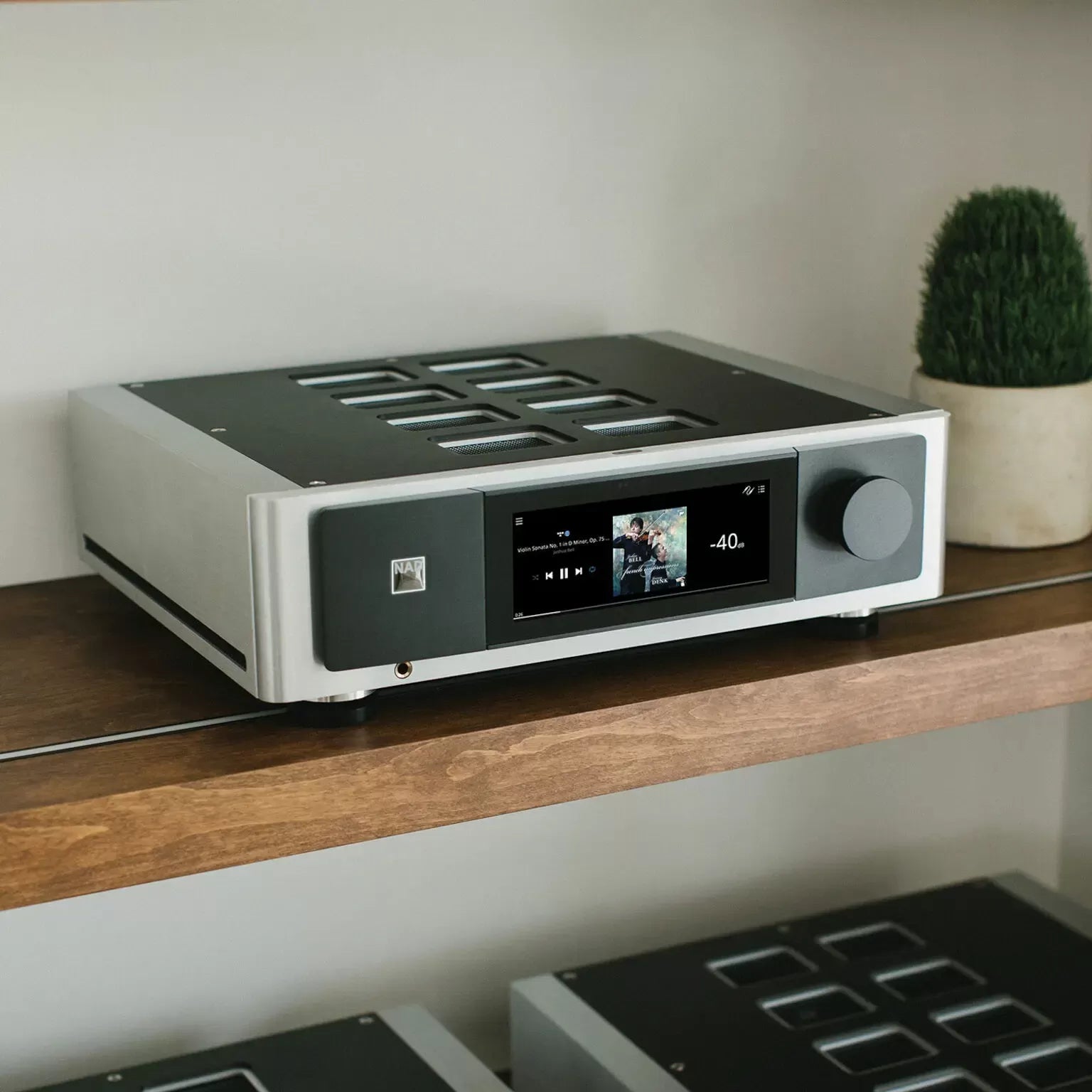 NAD M66